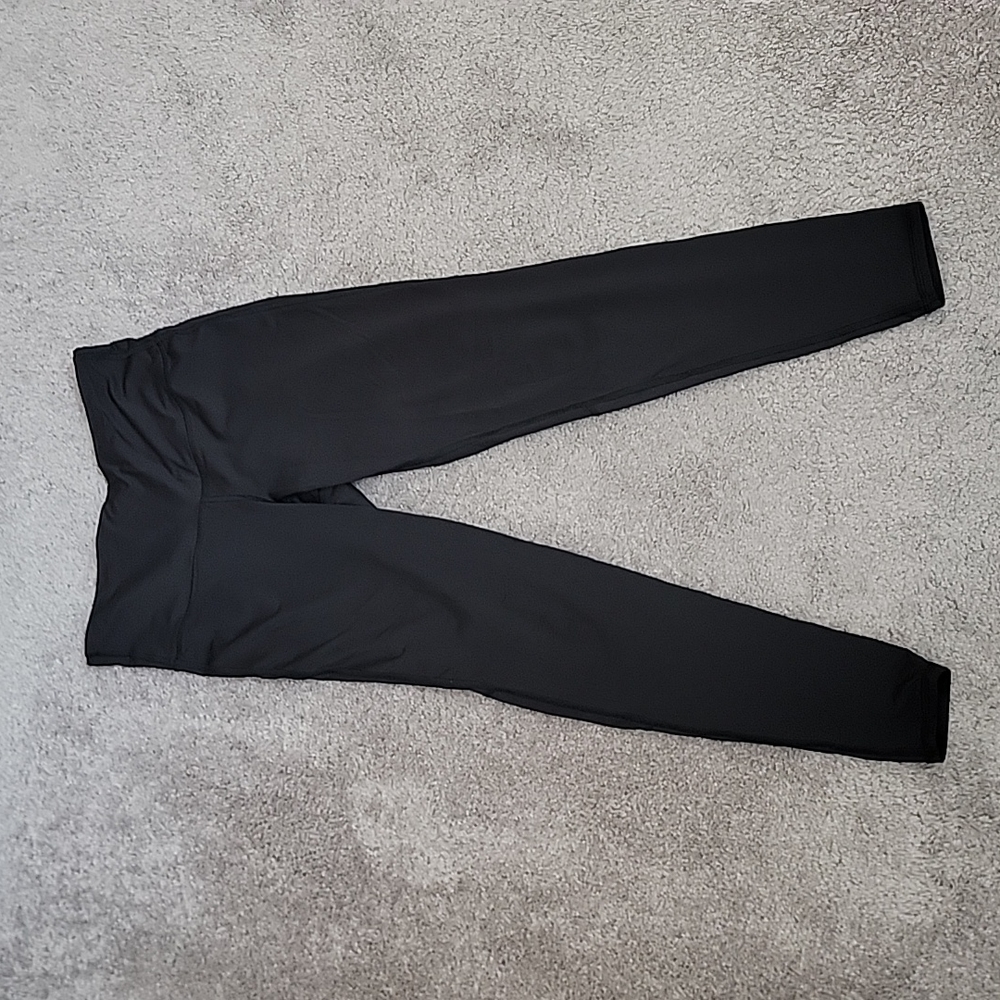 Old Navy Active Go-Dry Leggings - Medium Petite